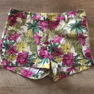H&M White Tropical Floral Mini Shorts Size 8